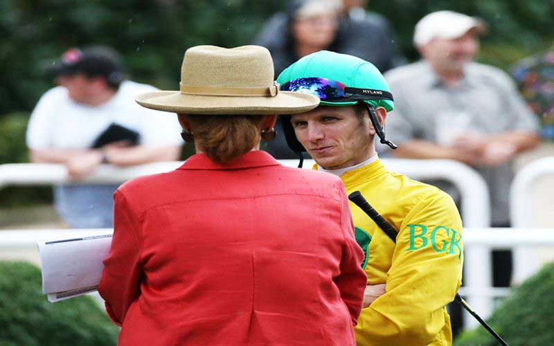 Horsemen and Horsewomen information at Turfway Park in Florence, KY