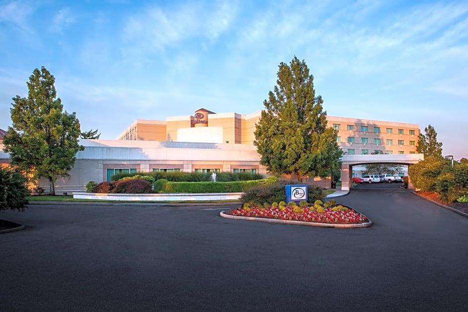 hilton CVG